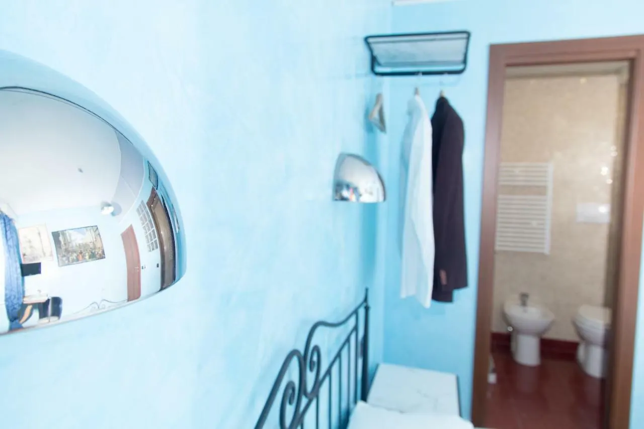 Bed & Breakfast Domusamor Colosseo Rome